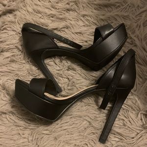 Gianni Bini Platform Heels